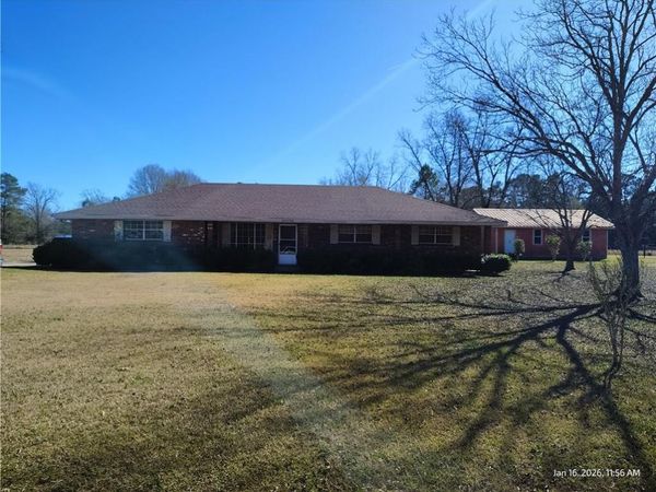 20078 EDWARD Drive, Bogalusa, LA 70427