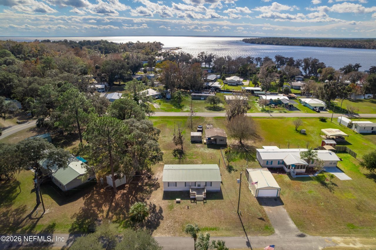 117 Lake View Avenue, Georgetown, FL 32139 Photo