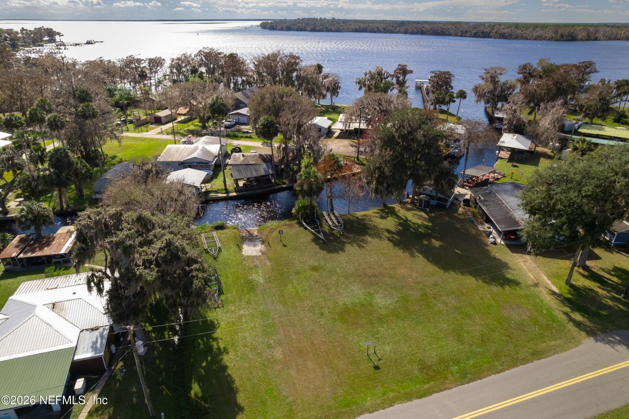 117 Lake View Avenue, Georgetown, FL 32139 Photo