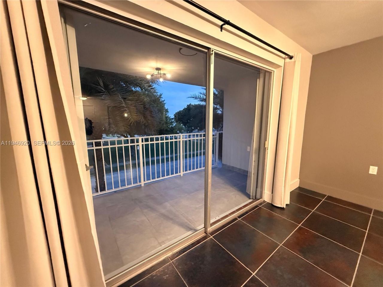 1631 NE 114th St, Unit 308, Miami, FL 33181 Photo