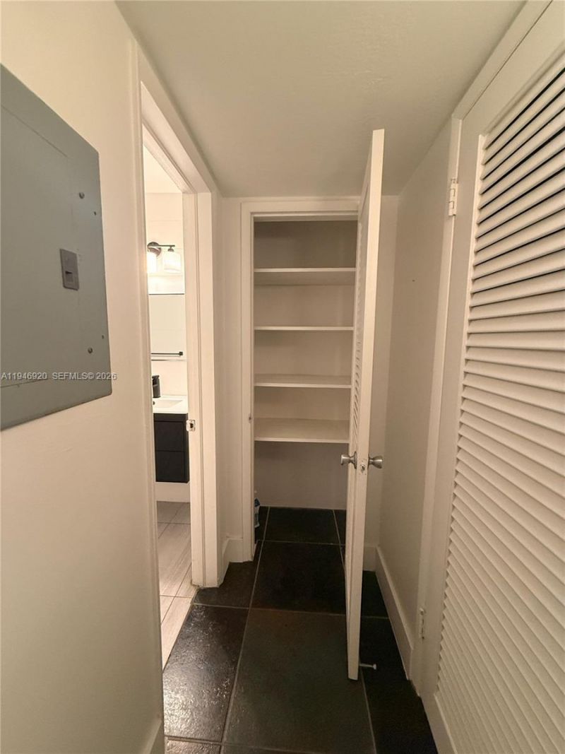 1631 NE 114th St, Unit 308, Miami, FL 33181 Photo