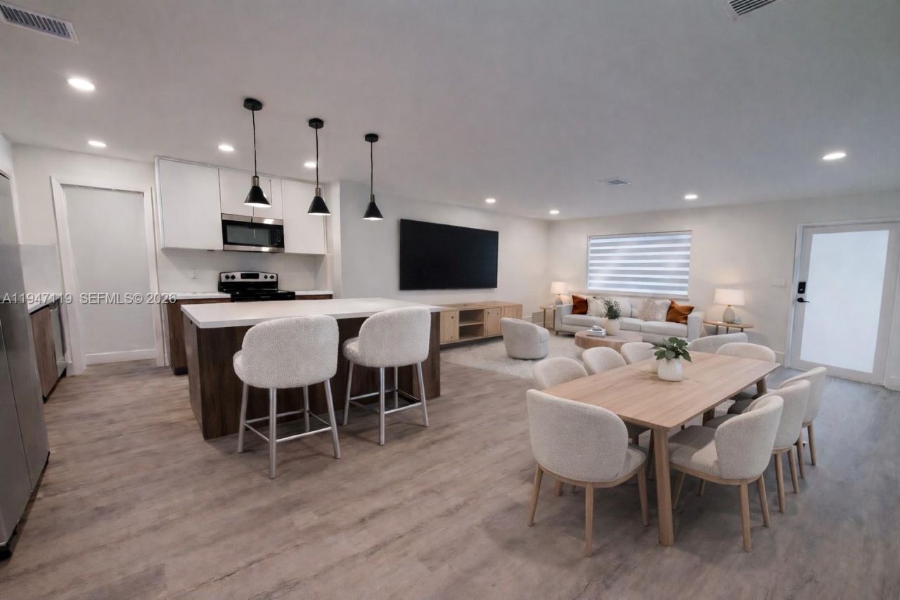 9202 NW 81st Ct, Tamarac, FL 33321 Photo