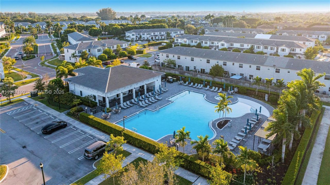 2649 SE 13th St, Unit 2649, Homestead, FL 33035 Photo