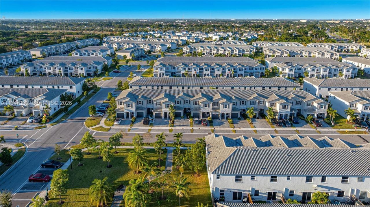 2649 SE 13th St, Unit 2649, Homestead, FL 33035 Photo