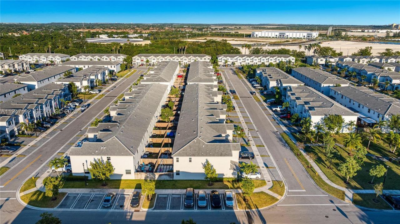 2649 SE 13th St, Unit 2649, Homestead, FL 33035 Photo