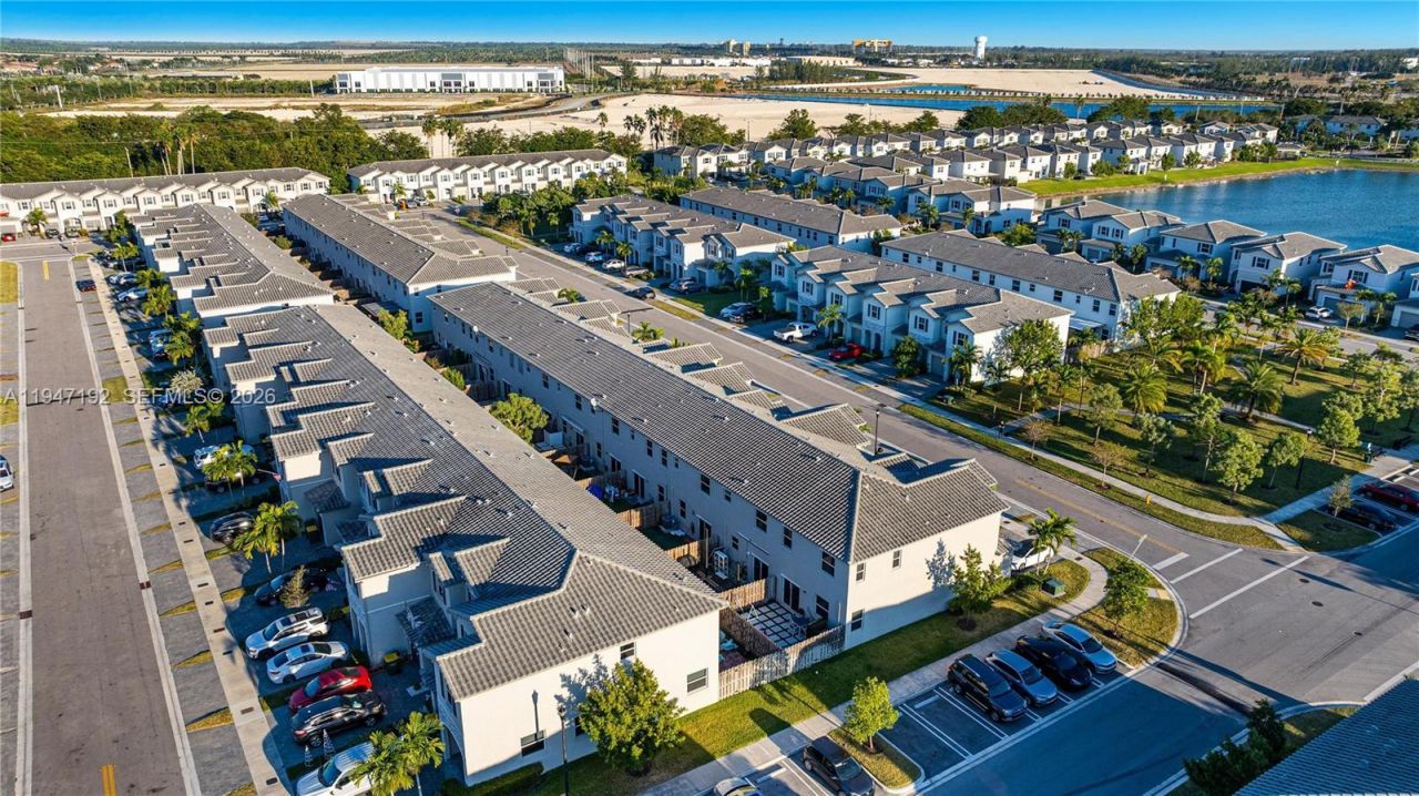 2649 SE 13th St, Unit 2649, Homestead, FL 33035 Photo