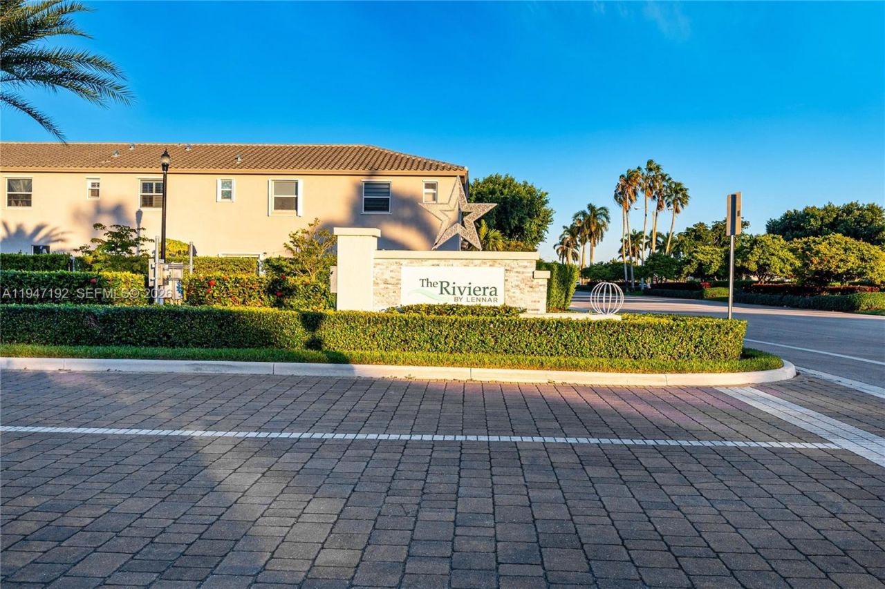 2649 SE 13th St, Unit 2649, Homestead, FL 33035 Photo