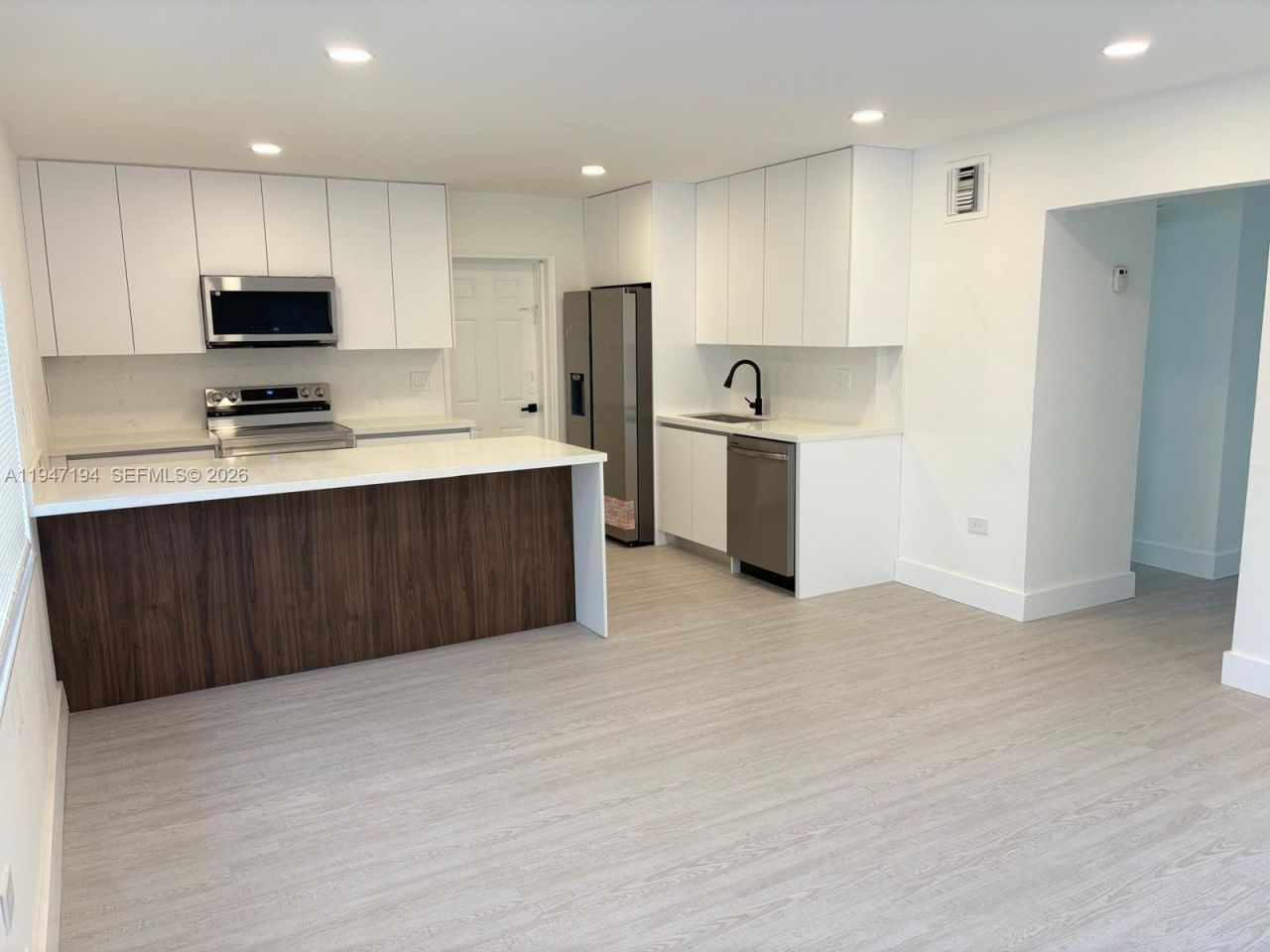 6104 SW 33rd St, Miramar, FL 33023 Photo