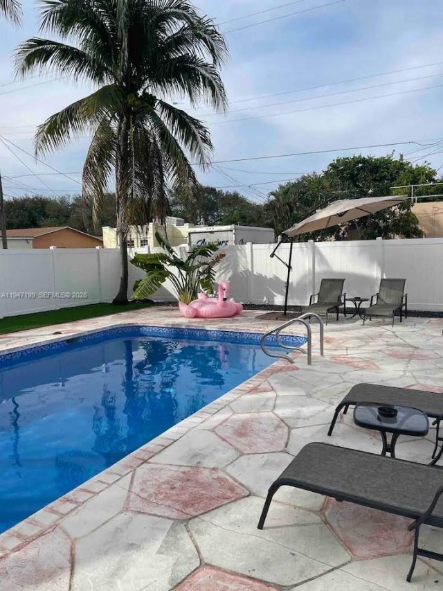 1925 Dewey St, Unit 3, Hollywood, FL 33020 Photo