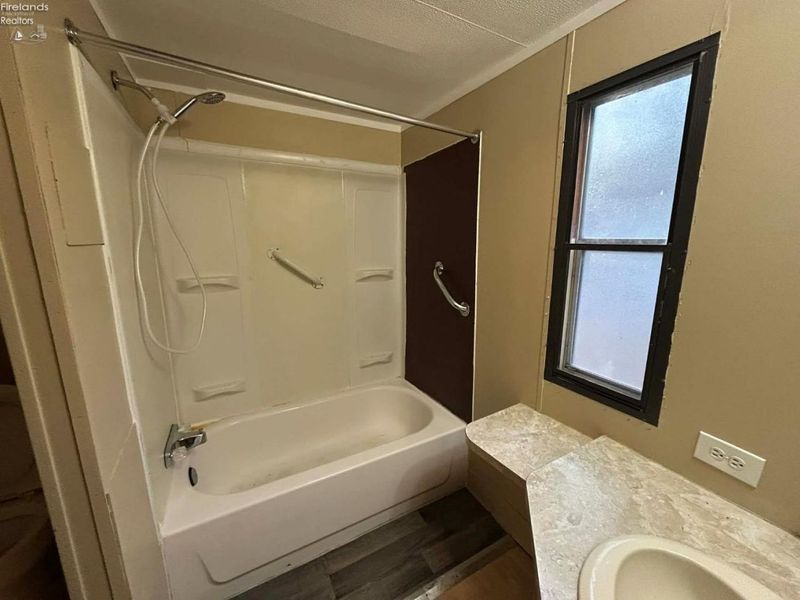 1121 Clayberg, Unit 26, Greenwich, OH 44837 Photo 6