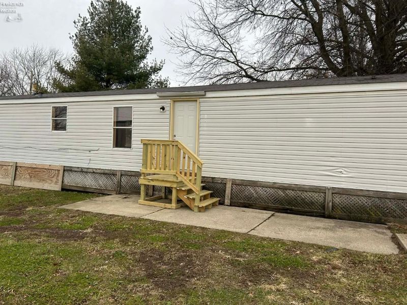 1121 Clayberg Road, Unit 81, Greenwich, OH 44837 Photo 2