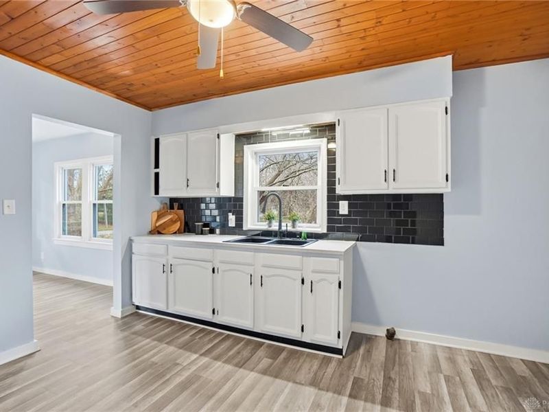 569 Kepler Road, Butler Township, OH 45414 Photo 14