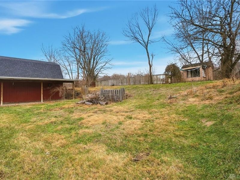 569 Kepler Road, Butler Township, OH 45414 Photo 5