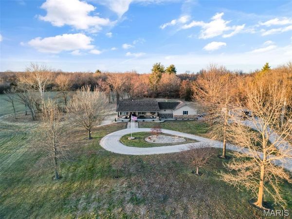 12199 Niemeyer Trail, Butler, IL 62015