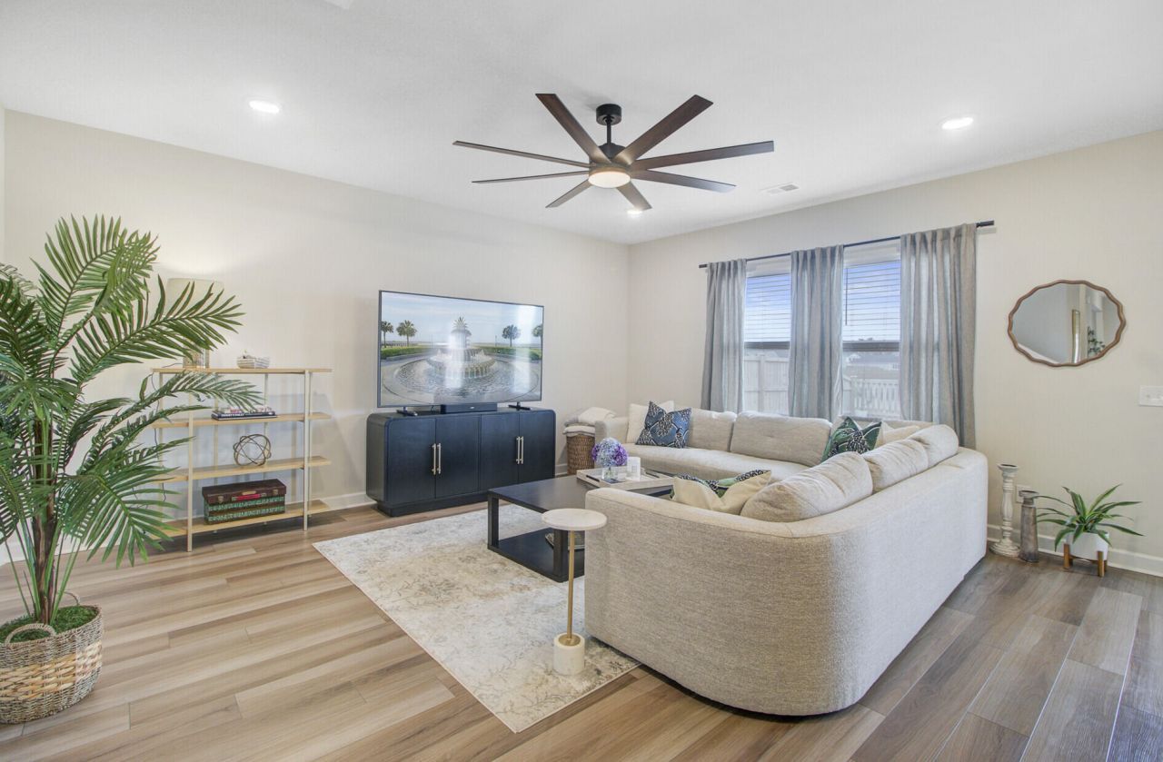 761 Sienna Way Photo 19