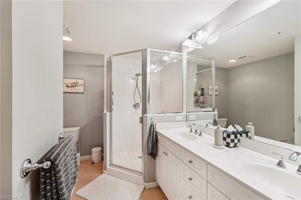 5781 Cape Harbour Dr, Unit 903, Cape Coral, FL 33914 Photo