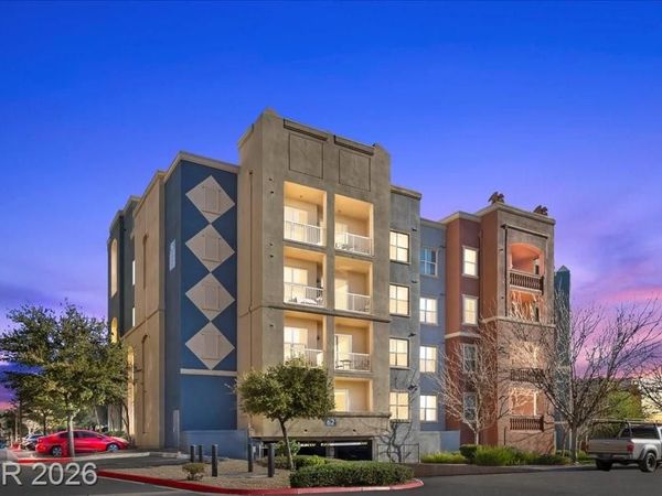 62 E Serene Avenue, Unit 202, Las Vegas, NV 89123
