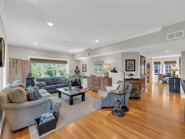 4342 Rockhill Road, Unit 3, Kansas City, MO 64110