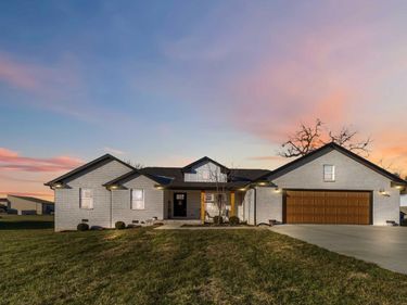 179  Clear Lake Drive, Somerset, KY 42503