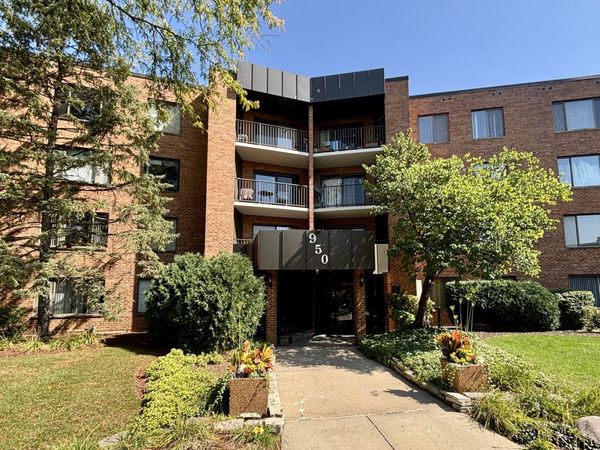 950 E Wilmette Road, Unit 414, Palatine, IL 60074