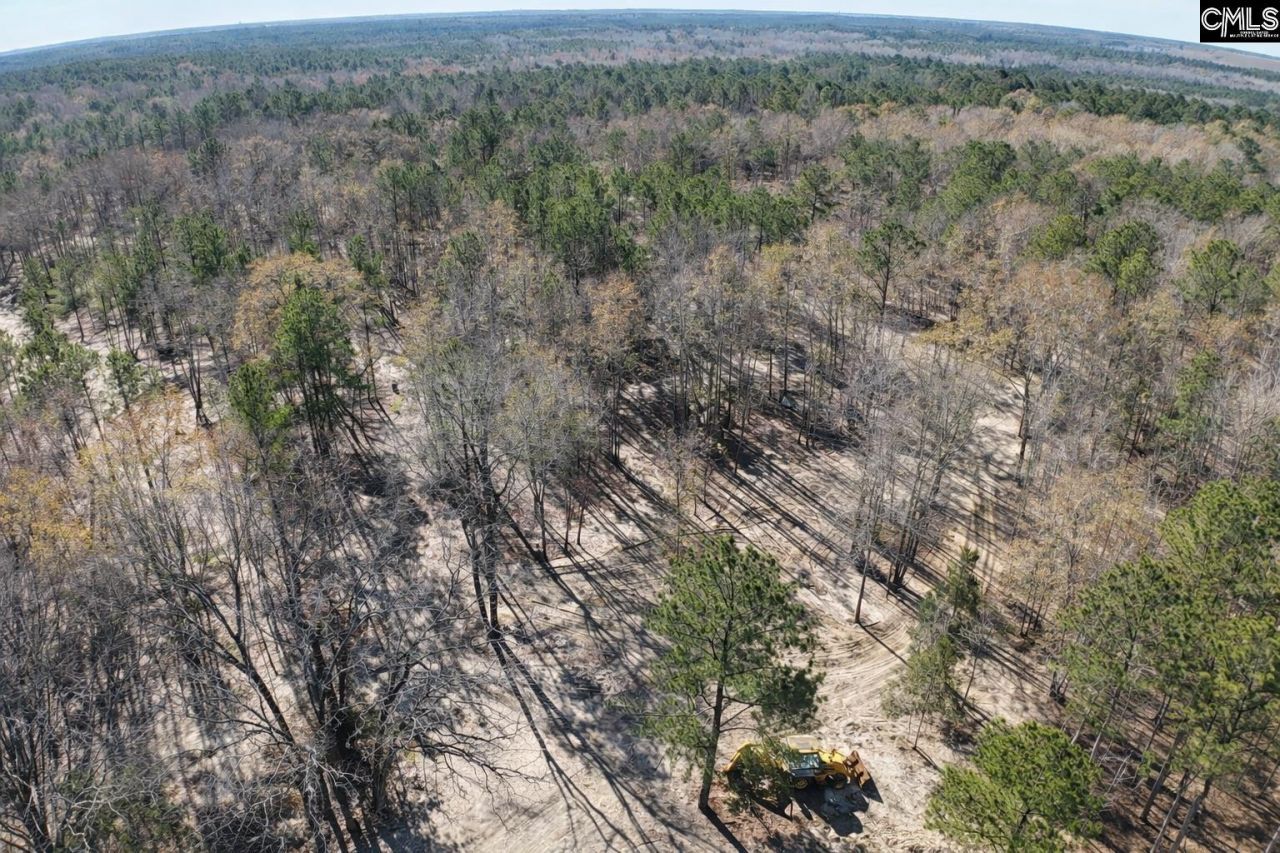 48 S Cub Road  Photo 4