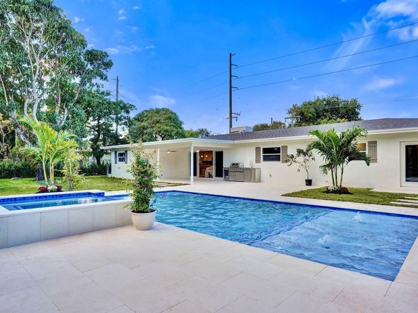 200 NW 2nd Street, Delray Beach, FL 33444