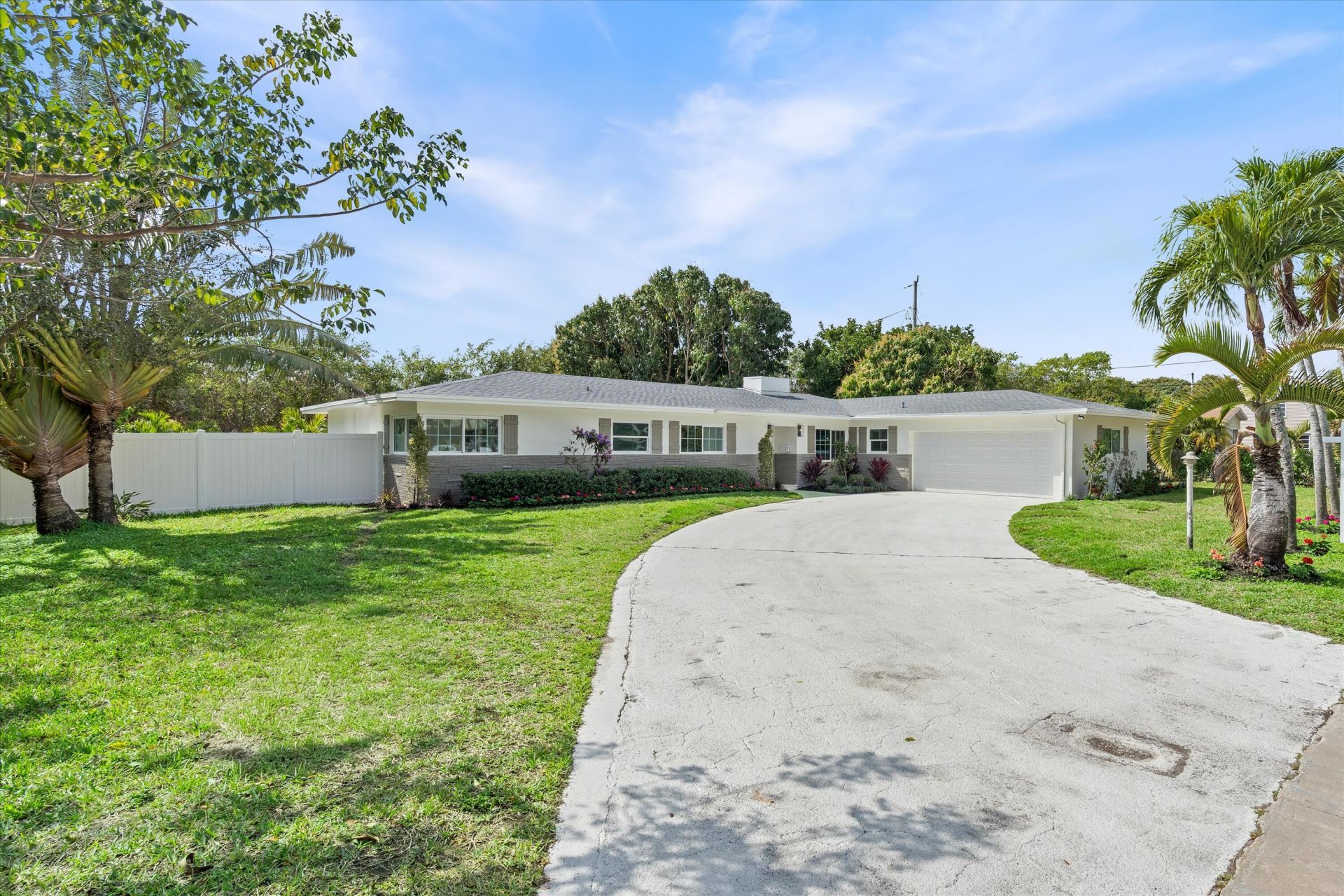 200 NW 2nd Street, Delray Beach, FL 33444 Photo