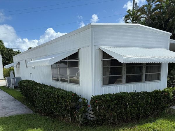 201 Mallard Drive, Boynton Beach, FL 33435