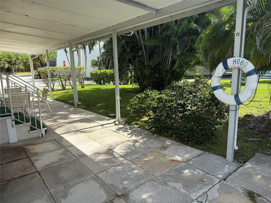 201 Mallard Drive, Boynton Beach, FL 33435 Photo