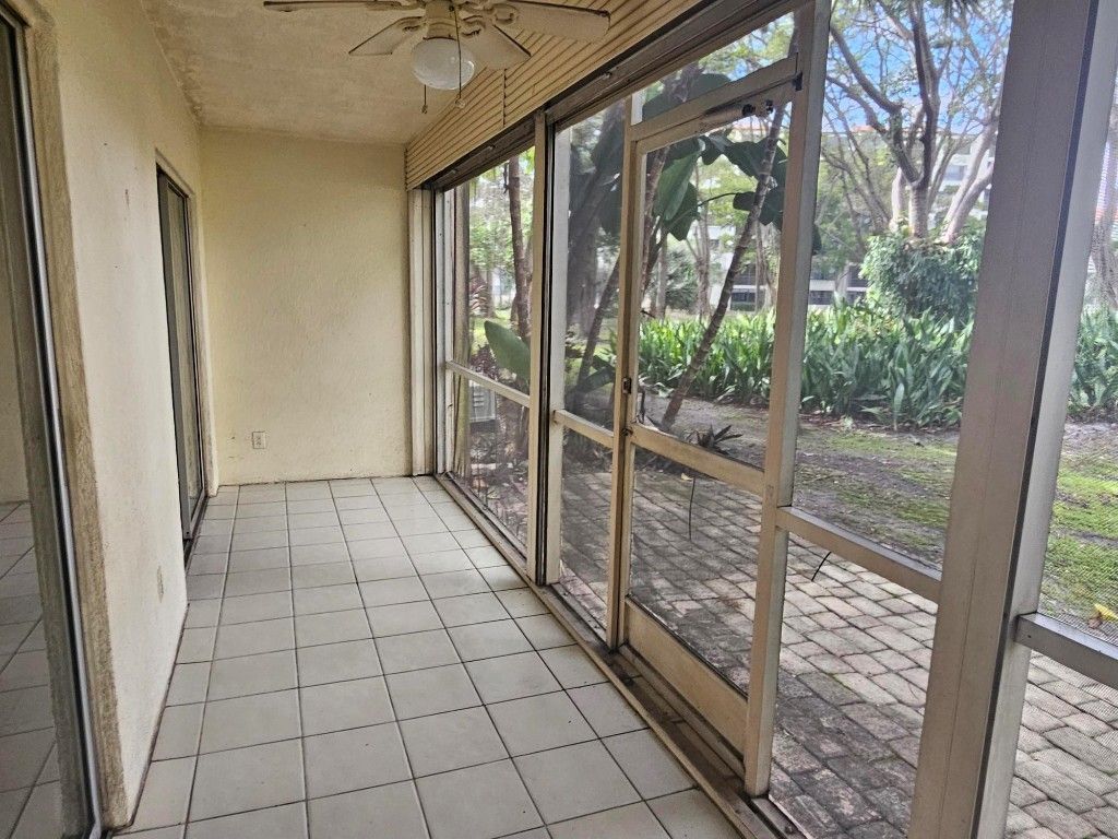 2214 S Cypress Bend Drive, Unit 105, Pompano Beach, FL 33069 Photo