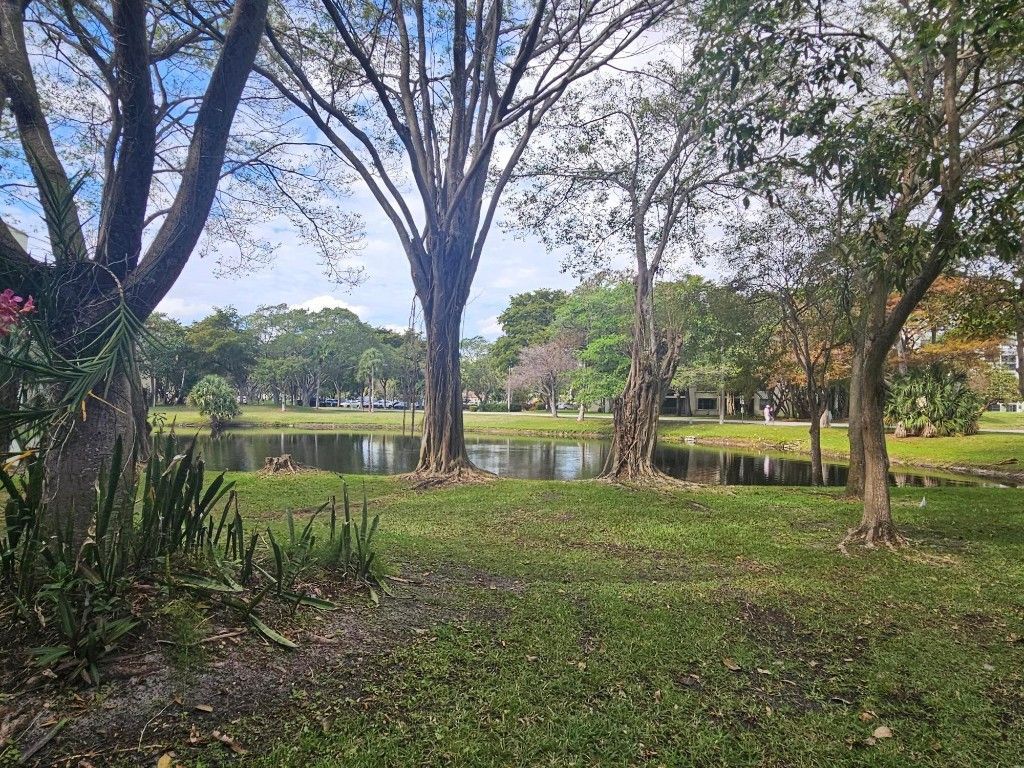 2214 S Cypress Bend Drive, Unit 105, Pompano Beach, FL 33069 Photo