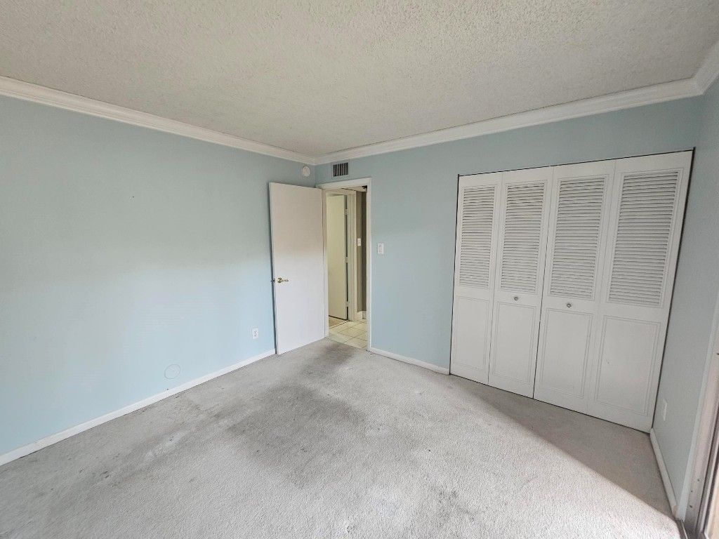 2214 S Cypress Bend Drive, Unit 105, Pompano Beach, FL 33069 Photo