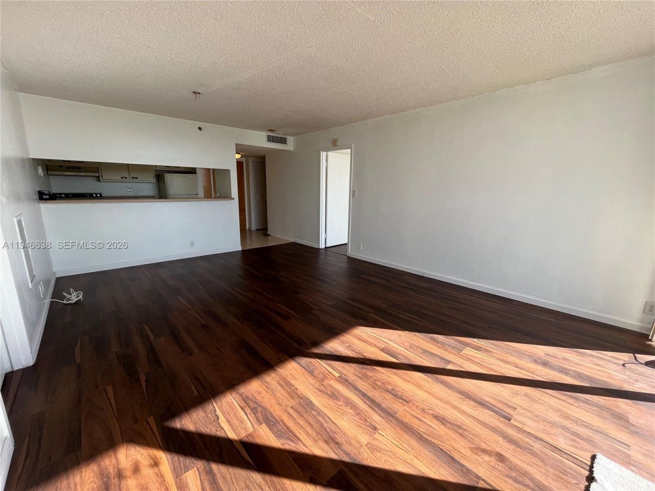 7601 E Treasure Dr, Unit 1604, North Bay Village, FL 33141 Photo