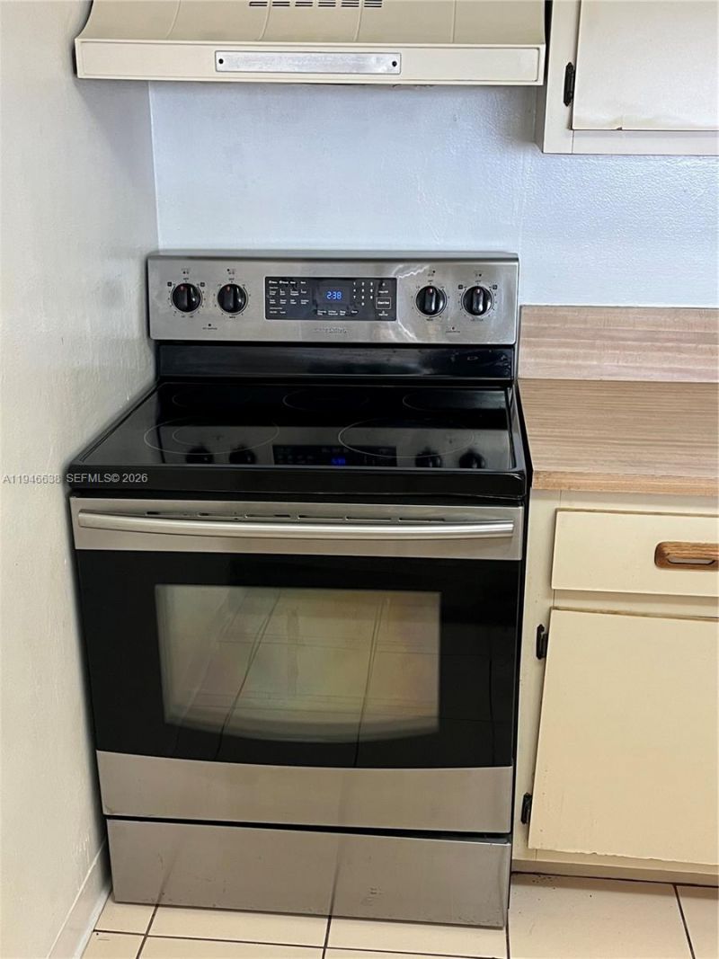 7601 E Treasure Dr, Unit 1604, North Bay Village, FL 33141 Photo