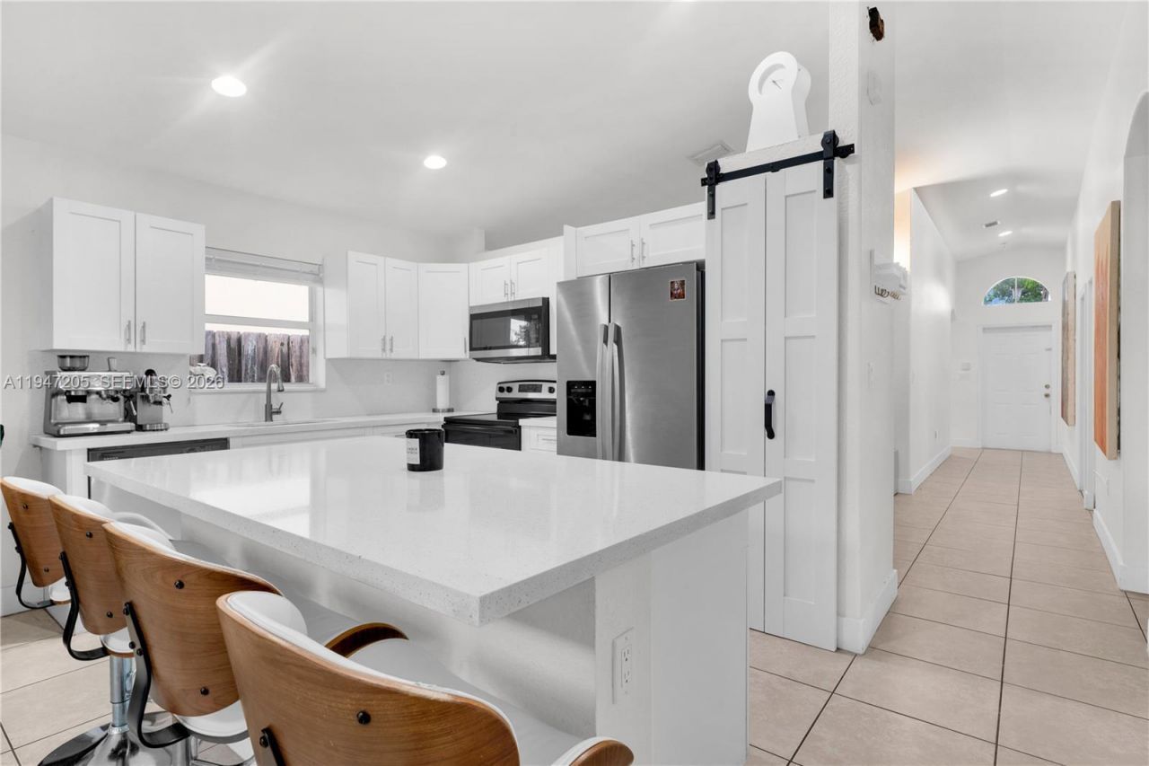 1959 SE 10th St , Homestead, FL 33035 Photo