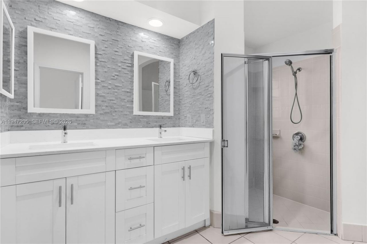 1959 SE 10th St , Homestead, FL 33035 Photo