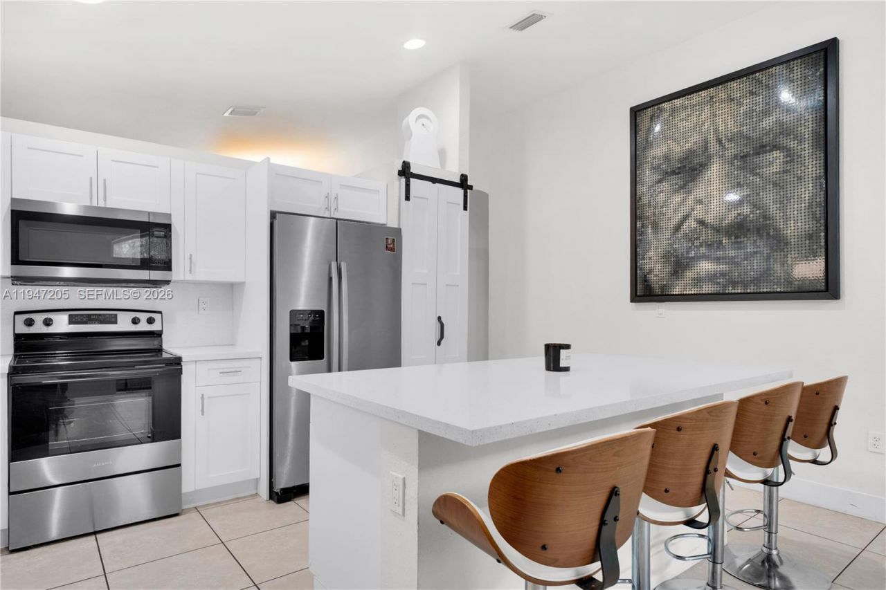 1959 SE 10th St , Homestead, FL 33035 Photo