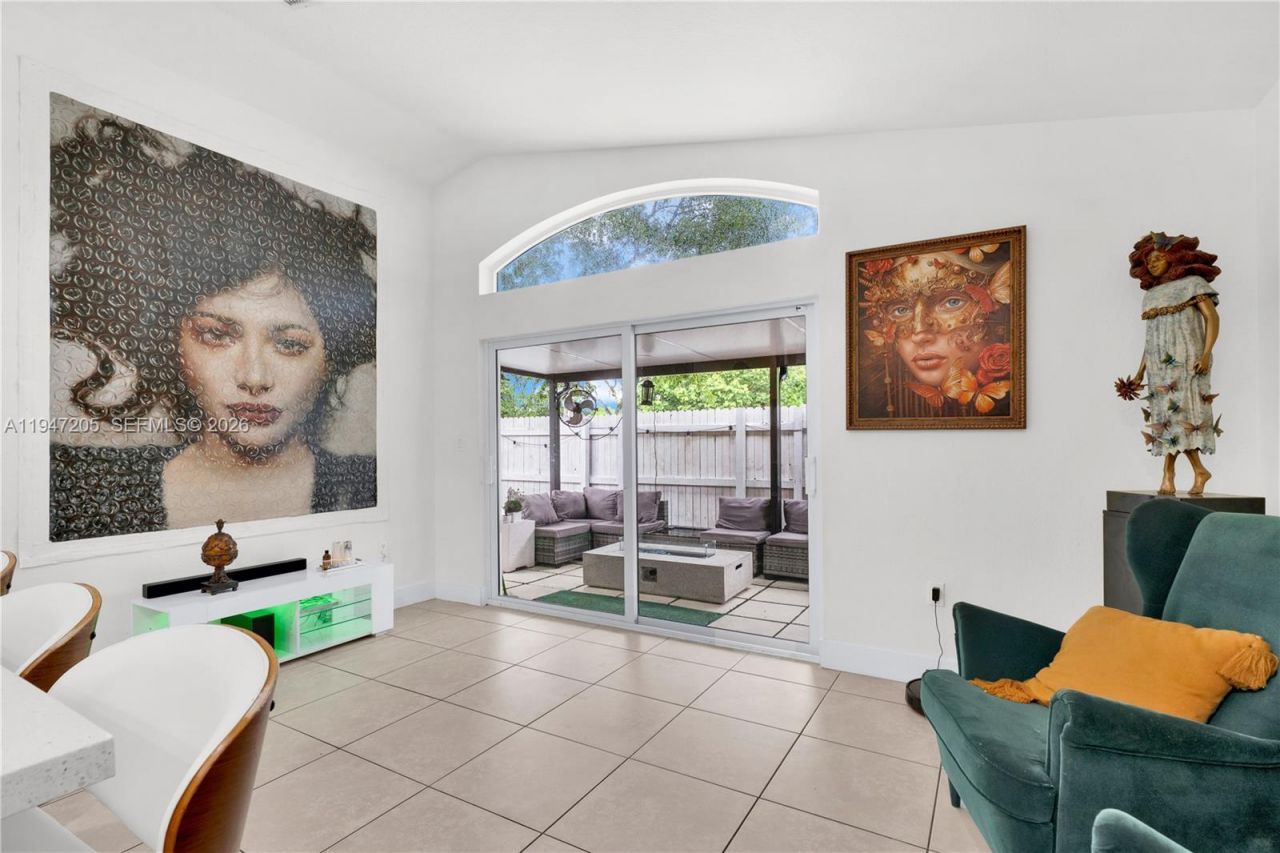 1959 SE 10th St , Homestead, FL 33035 Photo