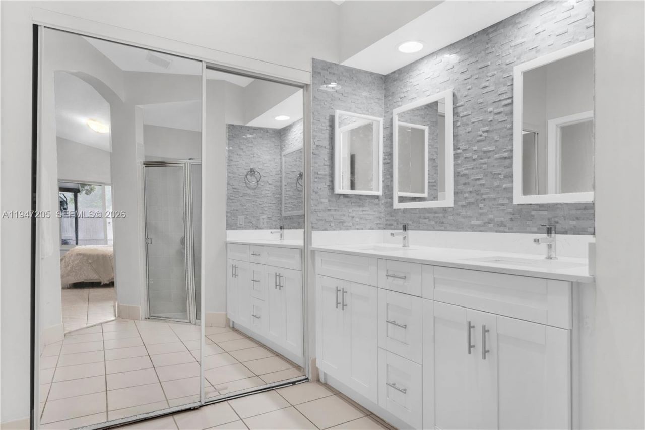 1959 SE 10th St , Homestead, FL 33035 Photo