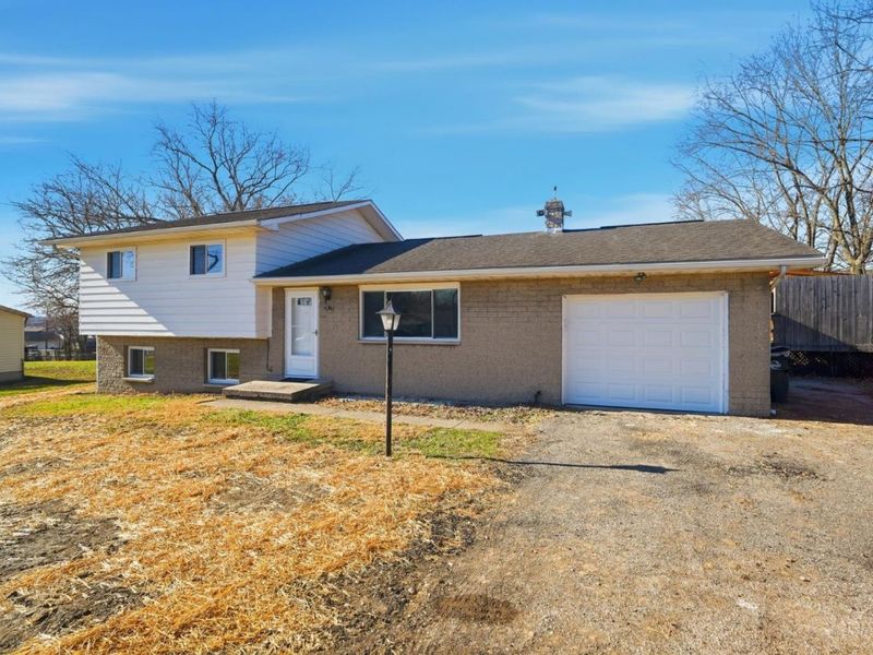 2615 Cincinnati Dayton Road, Middletown, OH 45044 Photo 2