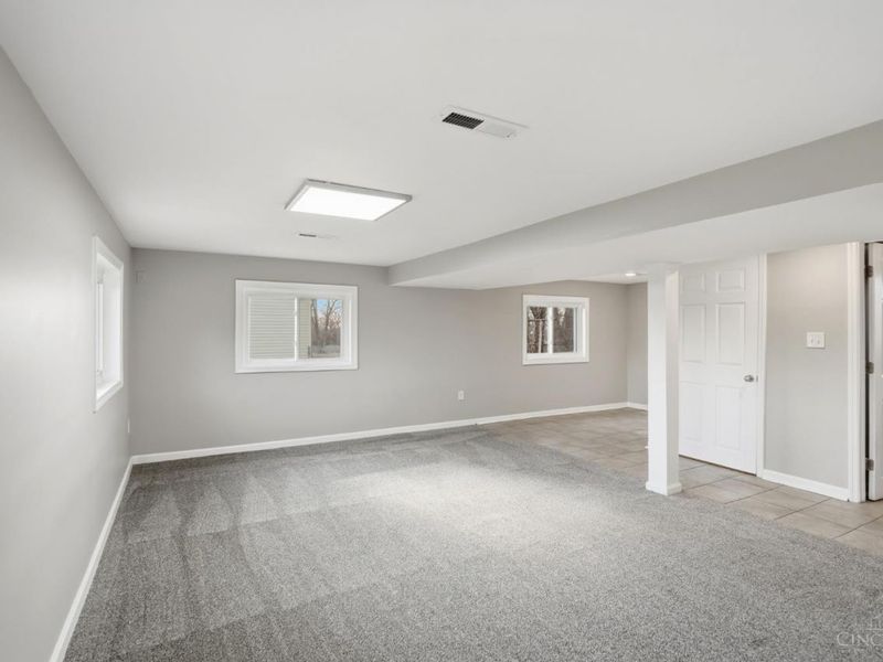 2615 Cincinnati Dayton Road, Middletown, OH 45044 Photo 33