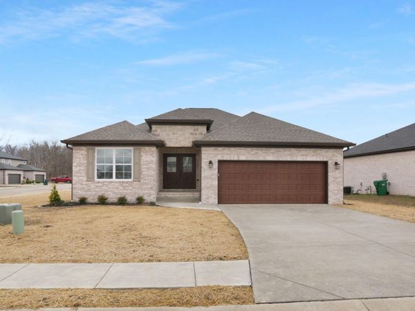 3611 Sand Drive, Newburgh, IN 47630