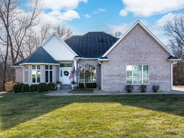 4675 Leprechaun Lane, Cedar Rapids, IA 52411