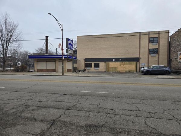 7621 S Cottage Grove Avenue, Chicago, IL 60619