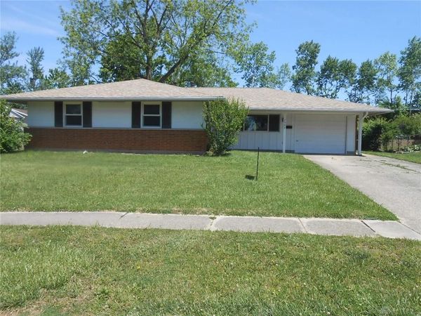 7999 Blackshear Drive, Dayton, OH 45424