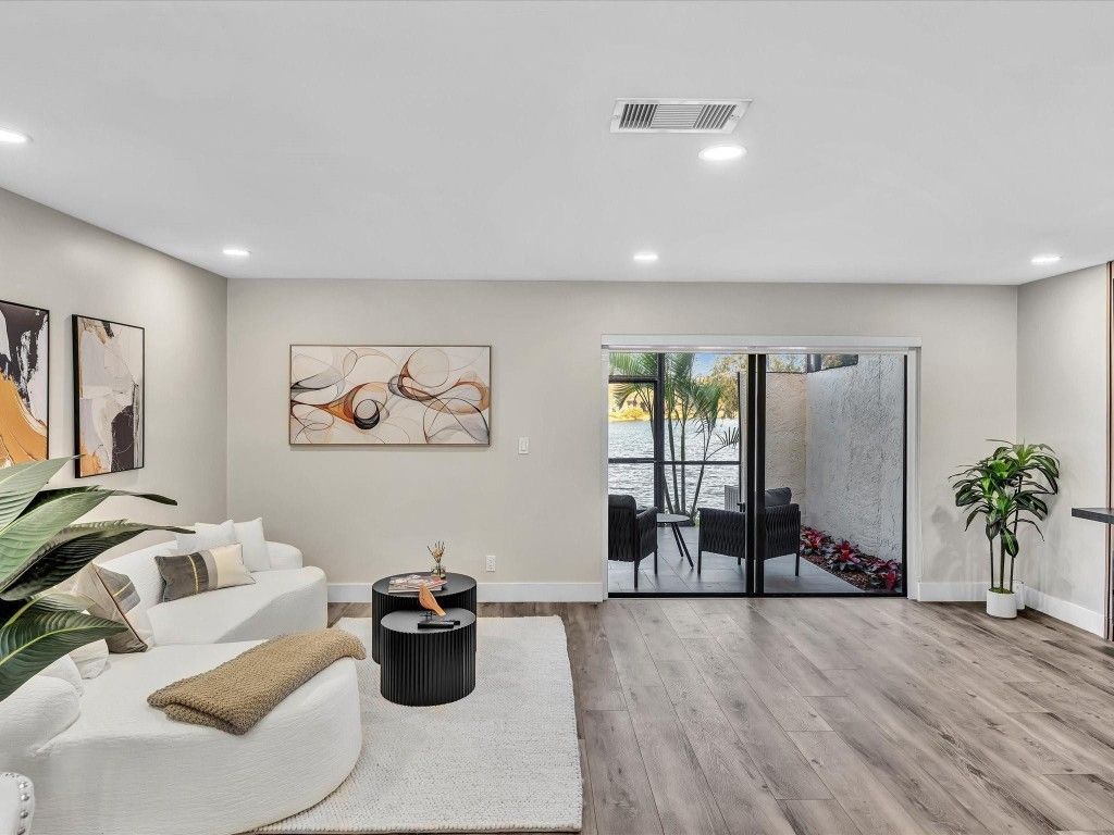 1381 NW 99th Ave, Unit 172, Pembroke Pines, FL 33024 Photo