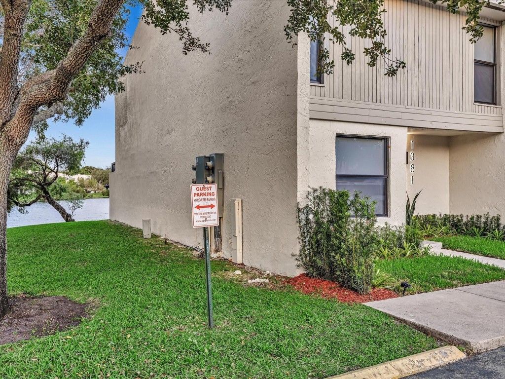 1381 NW 99th Ave, Unit 172, Pembroke Pines, FL 33024 Photo