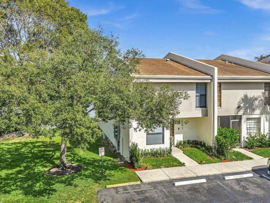 1381 NW 99th Ave, Unit 172, Pembroke Pines, FL 33024 Photo