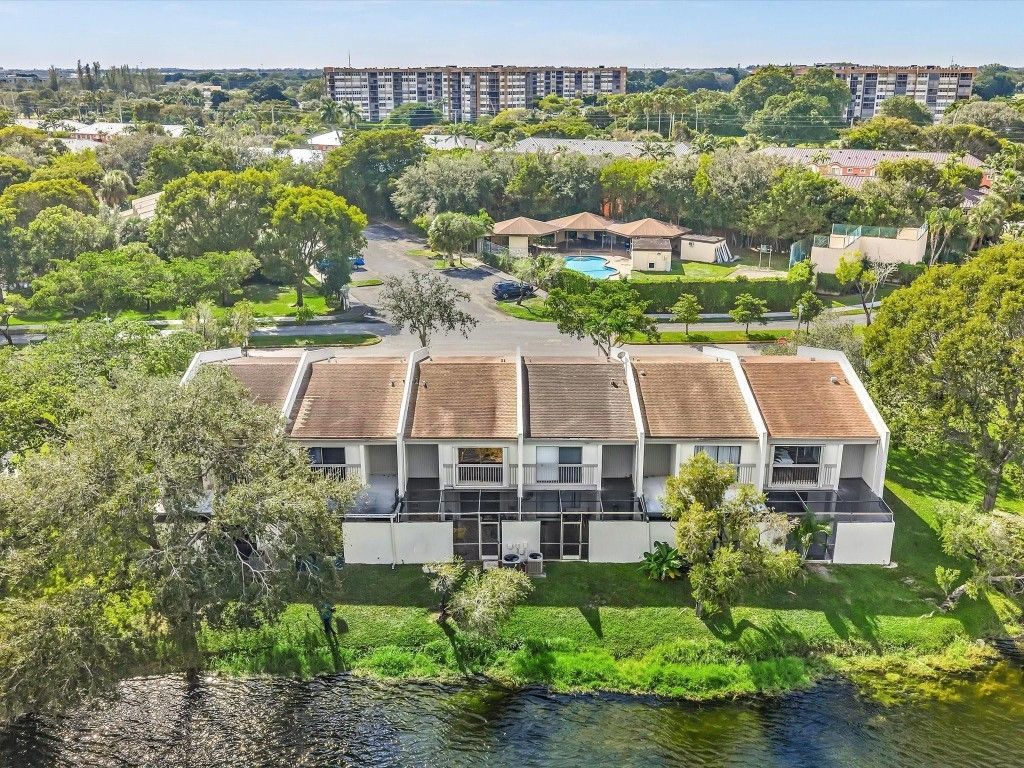 1381 NW 99th Ave, Unit 172, Pembroke Pines, FL 33024 Photo