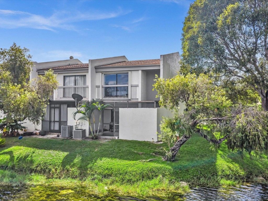 1381 NW 99th Ave, Unit 172, Pembroke Pines, FL 33024 Photo